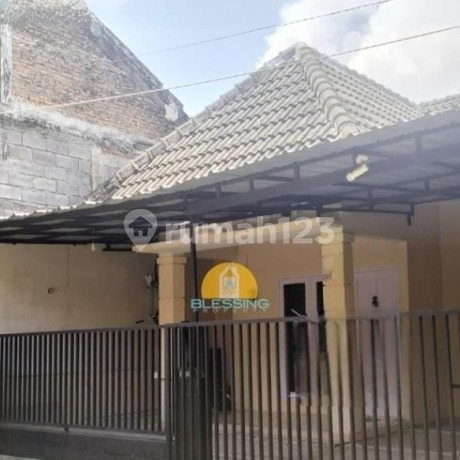 Exclusive Good House Ready to Occupy in Villa Mulawarman Exclusive Good House Ready to Occupy in Villa Mulawarman