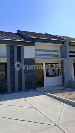 Rumah Bagus Woodville Residence Sidoarjo
