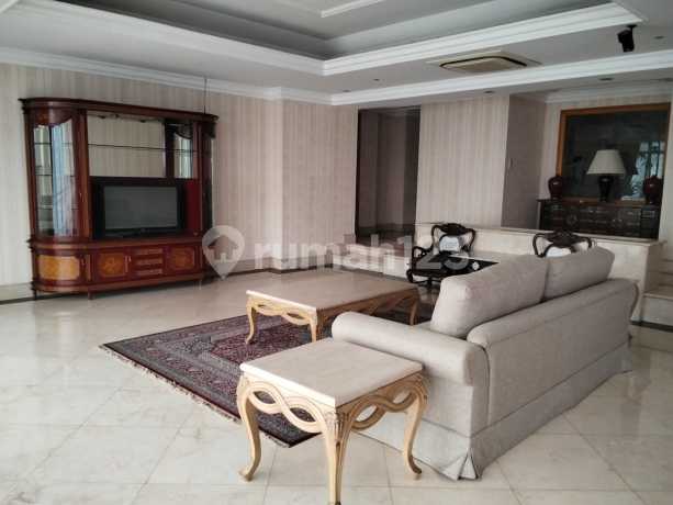 Fast Sale Sailendra Apartment 4BRs Furnished 