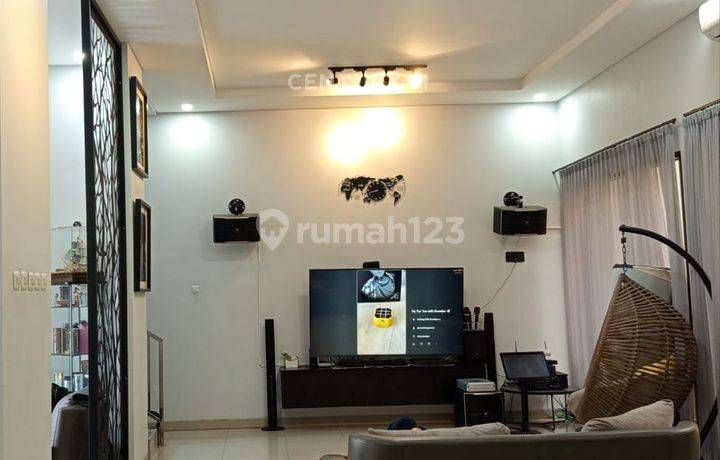 Rumah 2 Lantai Bangunan Baru Di Komplek Jatibening 2 S8284