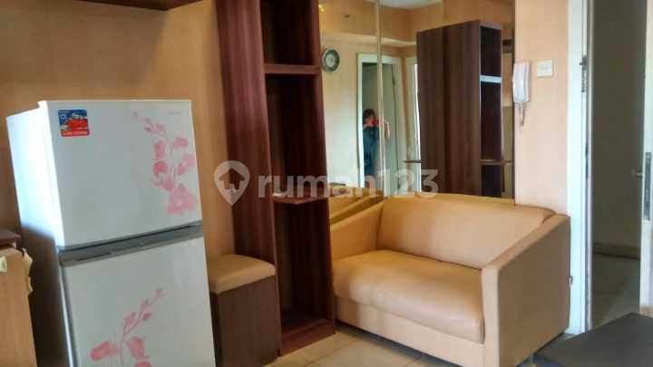 Jual Cepat Apt. Green Lake Middle Floor Full Furnish, Bisa Nego