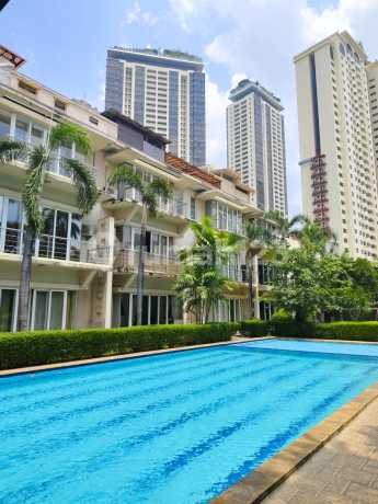 Sewa Townhouse Area Premium di Simprug Gallery Residence Sewa Townhouse Area Premium di Simprug Gallery Residence