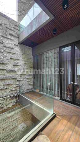 Dijual Rumah Singgasana Pradana Siap Huni Jual Cepat Dijual Rumah Singgasana Pradana Siap Huni Jual Cepat