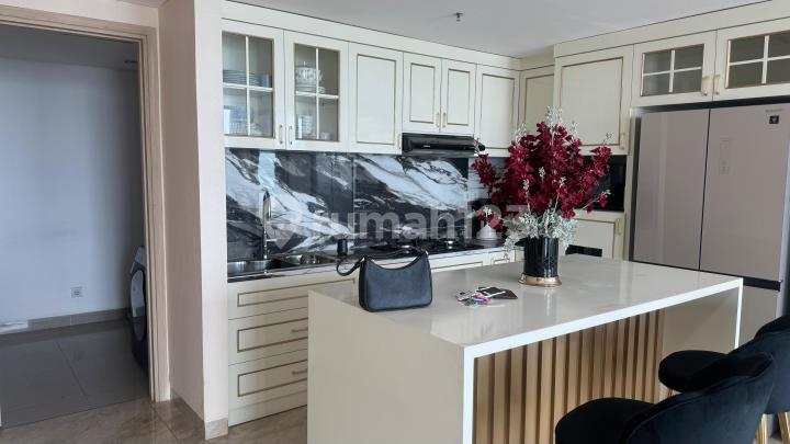 Apartemen Fairview House 3 Kamar Tidur Furnished High Ceiling