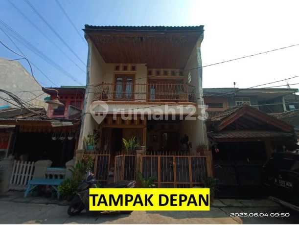 Rumah di Pamulang 02 Lantai Jual Cepat Lokasi Reni Jaya