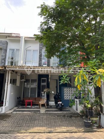 Rumah Cantik 2 Lantai dalam Cluster Ayna Residence Graha Raya 