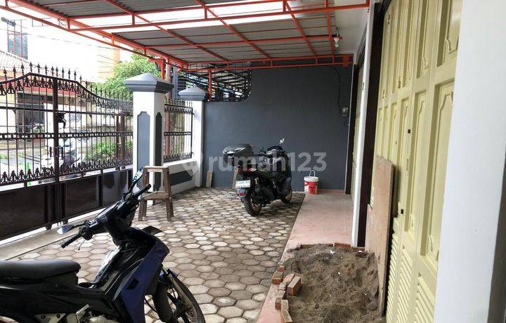 Rumah Dijual Mainroad Jln Bojongloa 2 Lantai Dekat Ke Rs Imanuel Pasar Anyar