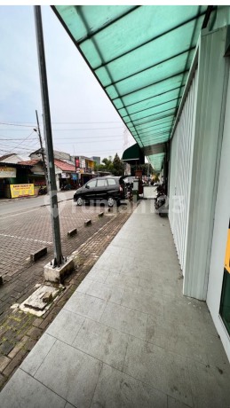 Dijual Ruko Baru di Ruko Kebayoran Bintaro, Bintaro 140 m² Unfurnished HGB - Hak Guna Bangun Dijual Ruko Baru di Ruko Kebayoran Bintaro, Bintaro 140 m² Unfurnished HGB - Hak Guna Bangun