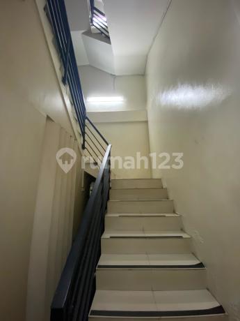 Di Jual Ruko 3,5 Lantai di Gandaria Jakarta Selatan Di Jual Ruko 3,5 Lantai di Gandaria Jakarta Selatan