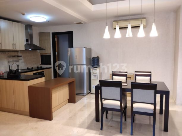 Setiabudi Residences Apartemen 3 Kamar Tidur Furnished
