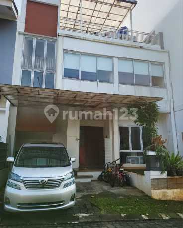 Rumah 3 Lantai Grand Matoa Cinere 1 menit Tol Krukut