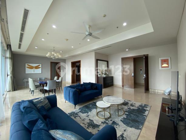 For Rent 4BR Apt Pakubuwono Signature For Rent 4BR Apt Pakubuwono Signature