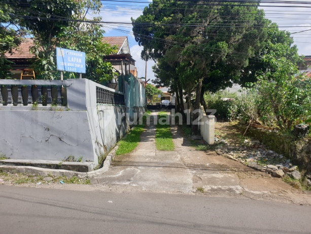 For sale, fully furnished boarding house on Curug Indah Street, Semplak, North Bogor. For sale, fully furnished boarding house on Curug Indah Street, Semplak, North Bogor.