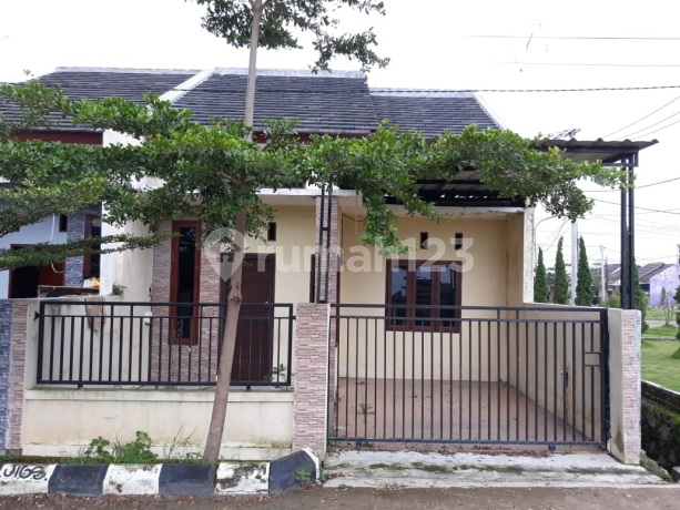 Rumah Minimalis Menarik di Grand Pkj, Rancamanyar Rumah Minimalis Menarik di Grand Pkj, Rancamanyar