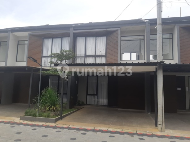 Rumah Minimalis Siap Huni di Brentwood Estate, Caringin Rumah Minimalis Siap Huni di Brentwood Estate, Caringin