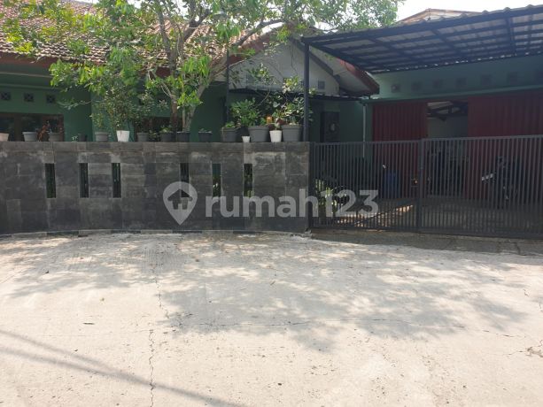 Rumah Nyaman Asri Ada Halaman Depan di Sukasari Indah, Banjaran