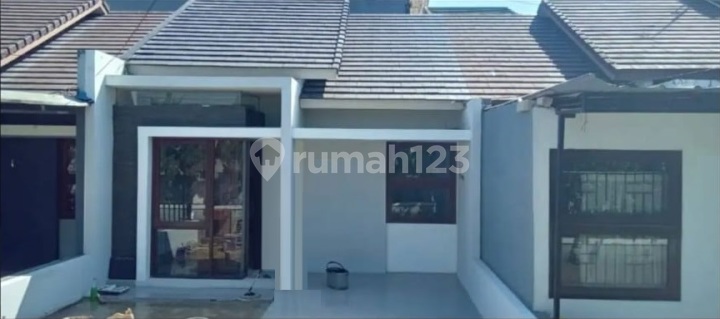 Rumah Siap Huni Lokasi Strategis di Matahari Stella, Baleendah