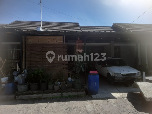 Rumah Lokasi Strategis di Matahari Stella, Baleendah