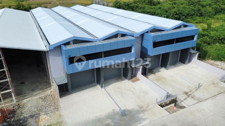 Gudang Baru di Bitung 449.0 M² SHM