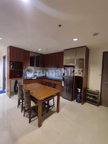 Full Furnish Dan Tengah Kota Surabaya, View Kota, Apartemen Praxis Surabaya, Jawa Timur