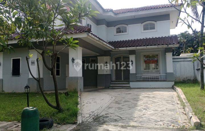 Dijual rumah 2 lantai siap huni di Taman menteng lippo Cikarang
