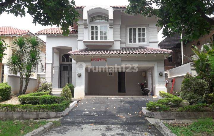 Dijual rumah 2 lantai siap huni di Taman Menteng Lippo Cikarang