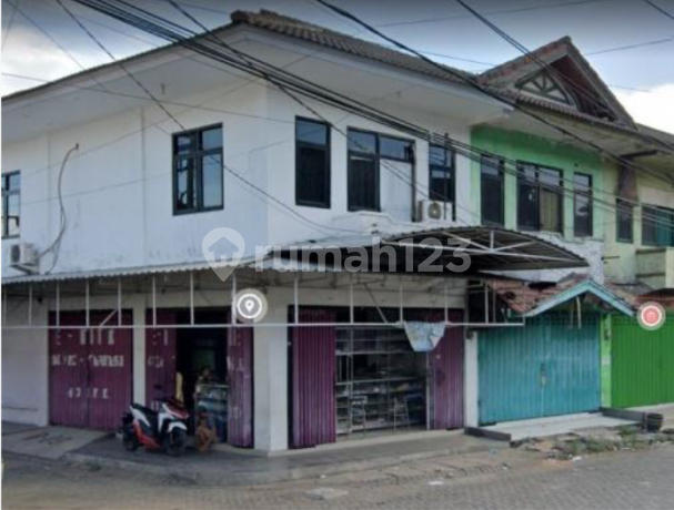 Ruko di Kompleks Pertokoan Sepanjang Town House Blok B No. 9