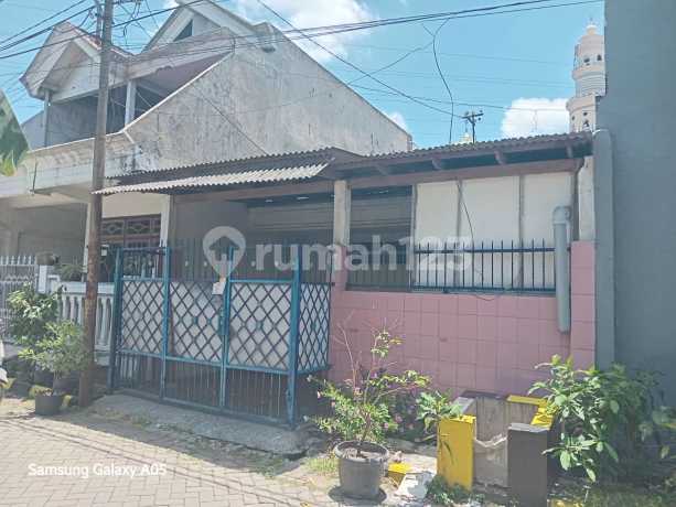 Rumah Bagus Unfurnished SHM Tandes, Surabaya