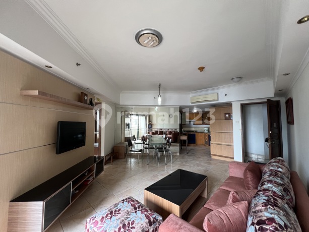 Rent Sudirman Tower Condominium Near Busway And MRT Rent Sudirman Tower Condominium Near Busway And MRT