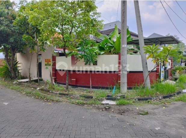 RUMAH HOOK DI PERMATA SAFIRA 