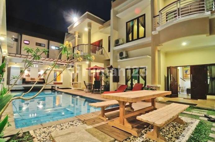 Villa Dijual di Maguwoharjo Yogyakarta, Luas Tanah 240m2 Villa Dijual di Maguwoharjo Yogyakarta, Luas Tanah 240m2