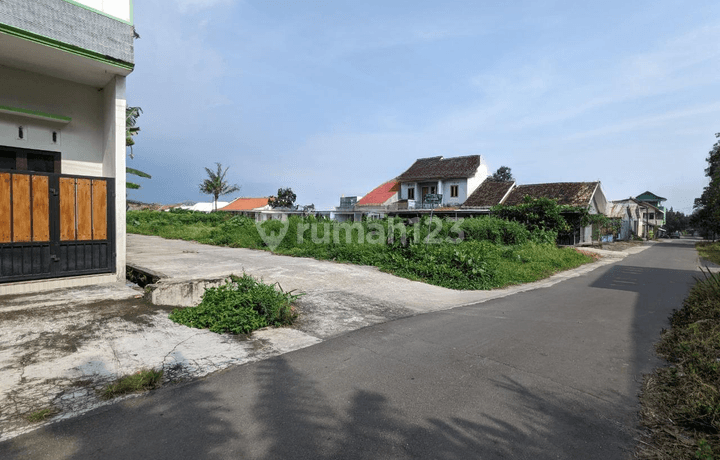 Tanah Sleman Jogja Dekat Stadion Maguwoharjo Akses Jalan Truk Papasan