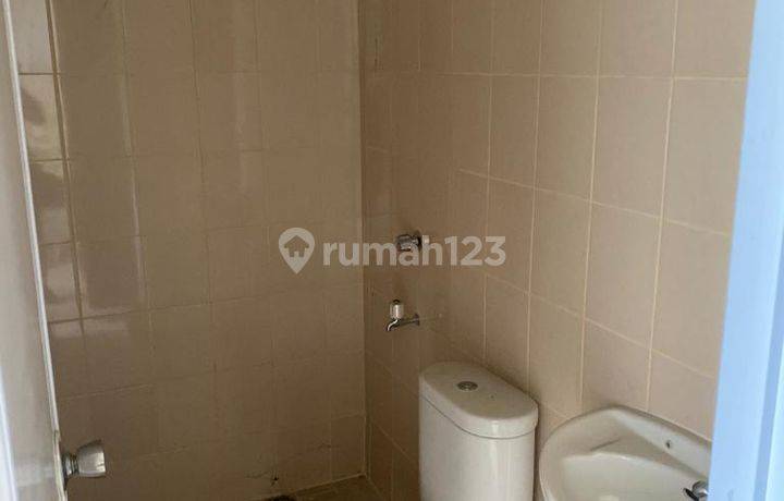 J Dijual Cepat :  Apartemen Serpong greenview Tipe : 2 BR