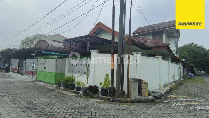 Dijual Rumah 2 Lantai di Siwalankerto Permai Surabaya