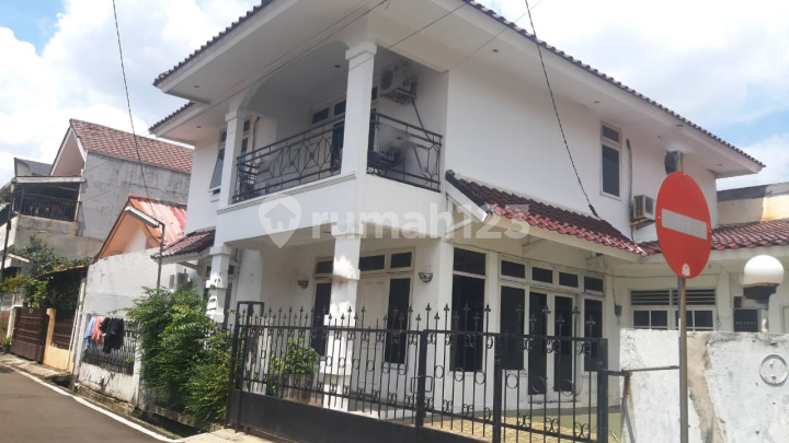 Rumah Siap Huni dengan Hunian Nyaman dan Asri di Ciputat Rumah Siap Huni dengan Hunian Nyaman dan Asri di Ciputat