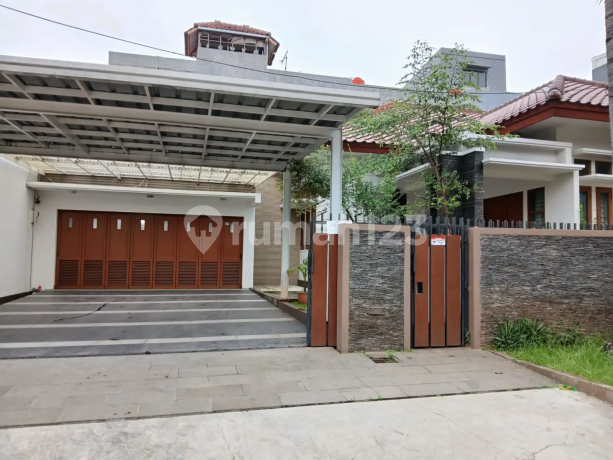 Rumah Luas di Villa Jakasetia Galaxy Bekasi Selatan Rumah Luas di Villa Jakasetia Galaxy Bekasi Selatan