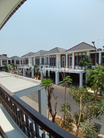 Luxury House with Complete Facilities in West Karawang Luxury House with Complete Facilities in West Karawang