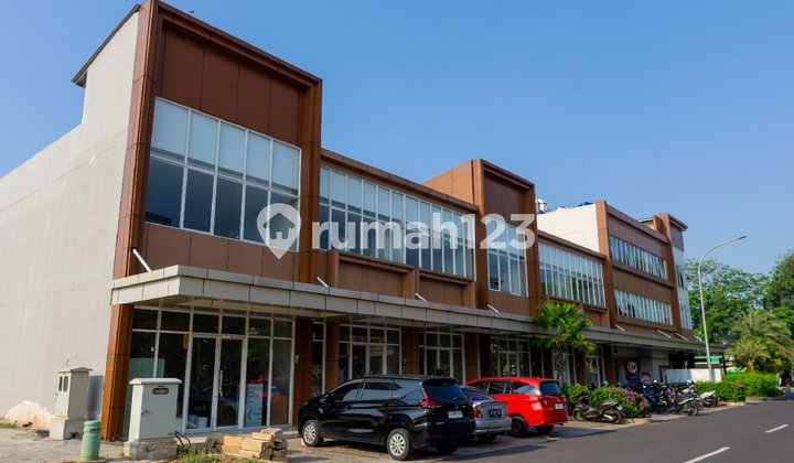 Ready Shop House, VAT Free! in the Heart of Karawang City Ready Shop House, VAT Free! in the Heart of Karawang City