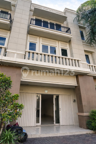 Ruko 2 Lantai Cocok untuk Kantor di Grand Taruma