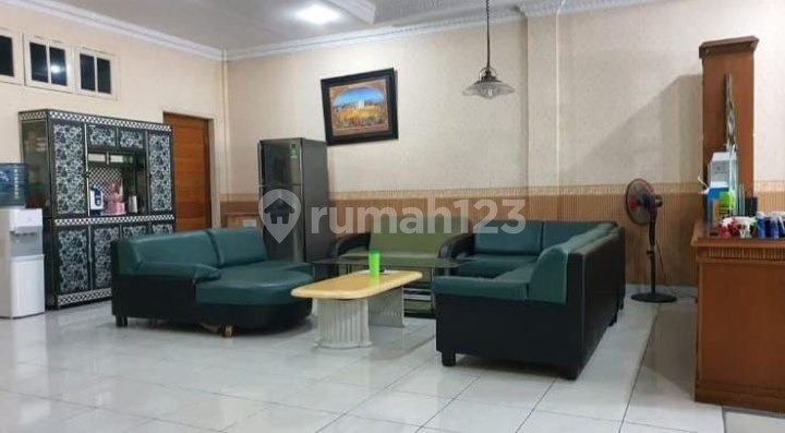 Villa Mewah Nyaman Taman Malibu Indah - Polonia Medan