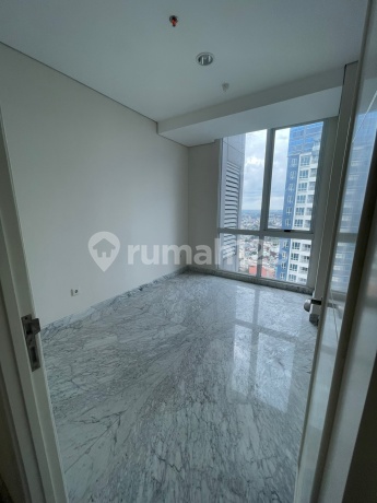 For Sale Cheap Tribeca Northern Condo Ready to Occupy