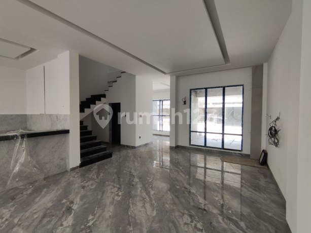 Di Jual Villa Polonia Graden Murah Kondisi Baru Terawat Di Jual Villa Polonia Graden Murah Kondisi Baru Terawat
