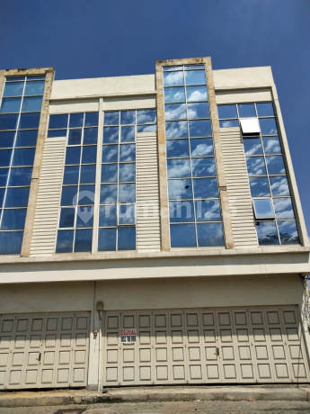 Ruko Gandeng Luas Cocok Lokasi Usaha Cemara Kuta