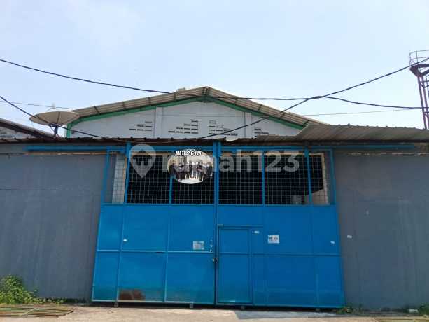 Modern Warehouse in Pergudangan 99 - Near Pantai Indah Kapuk 2 Toll Road, High Investment Value