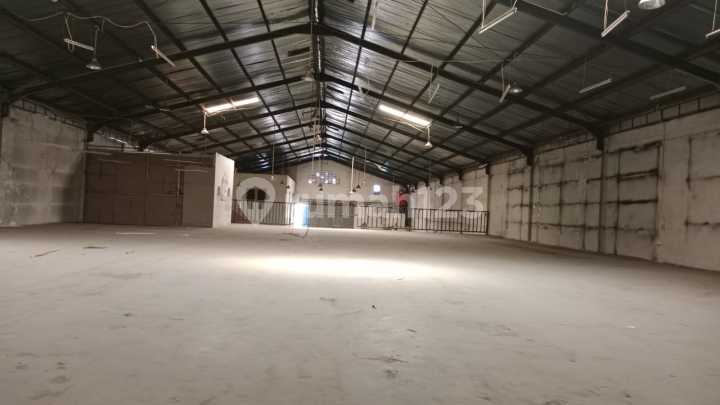 Gudang Besar 1200M2 Strategis di Pantai Indah Dadap Dekat Akses Tol Rawa Bokor Bandara Cocok untuk Distribusi Logistik Manufaktur Import Export
