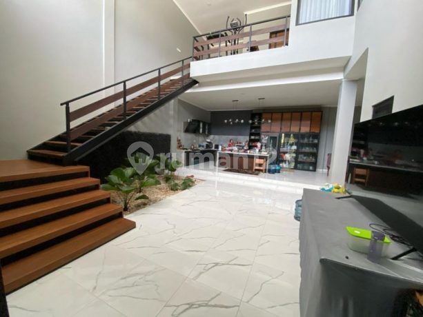 DIJUAL RUMAH MEWAH DI BORNEO PARADISO – ER