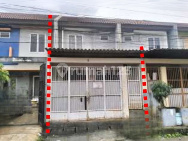 2-Story House in Cengkareng Residence Housing Complex, West Jakarta