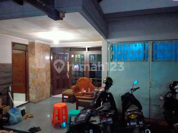 Rumah 2 lantai siap huni Antapani 