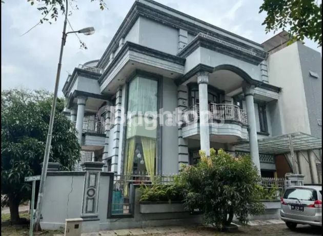 Rumah mewah siap huni di Komplek Cemara Asri. Medan my