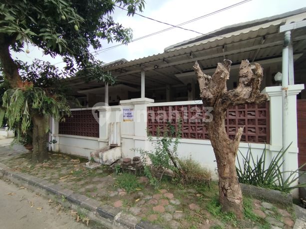 Rumah Siap Huni di Villa Nusa Indah 5, Dekat Kota Wisata Cibubur Rumah Siap Huni di Villa Nusa Indah 5, Dekat Kota Wisata Cibubur